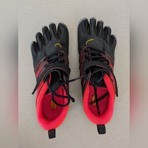 Vibram Fivefinger size 8